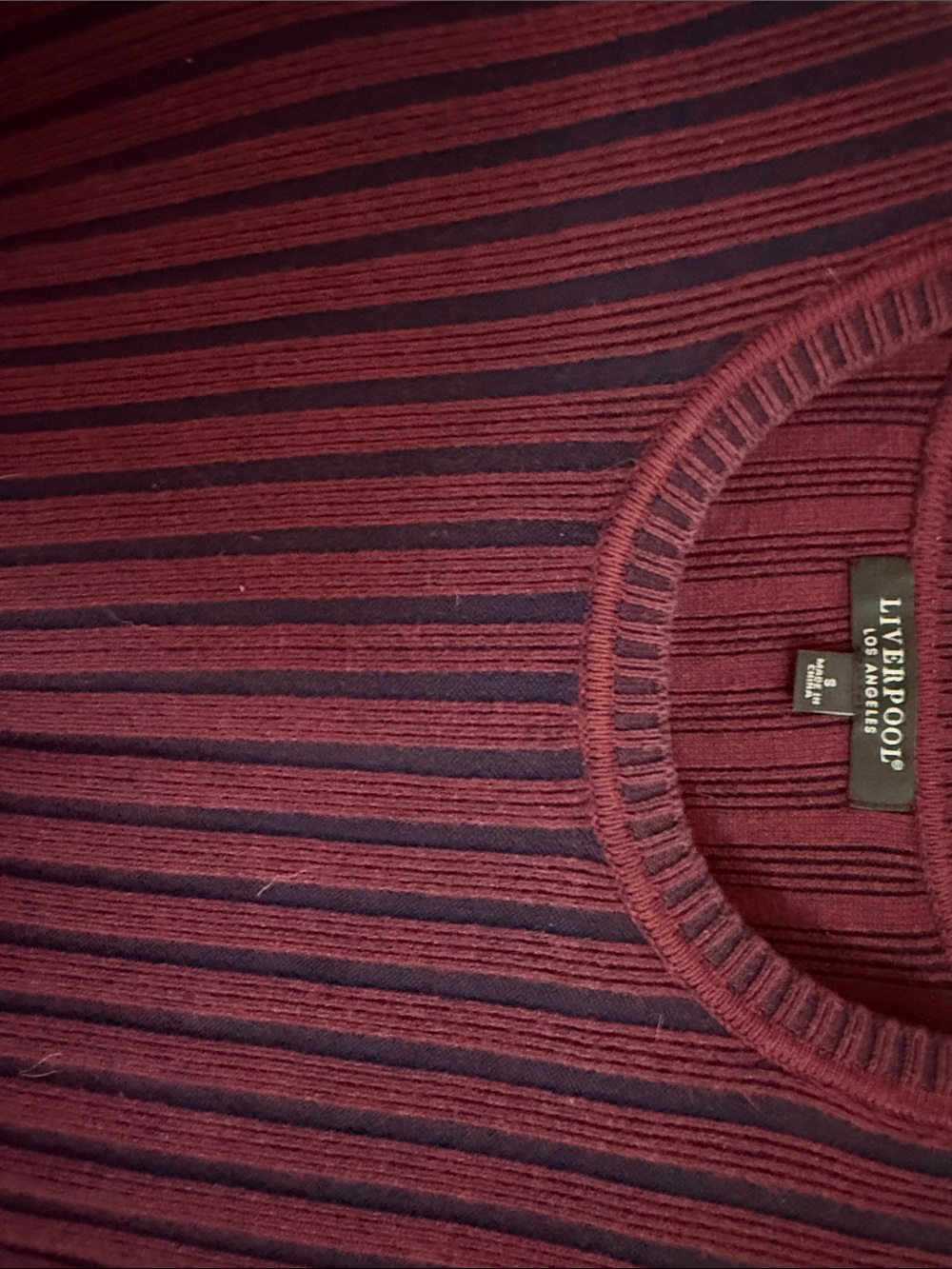 LIVERPOOL - Ribbed Crewneck Sweater in Maroon and Navy
